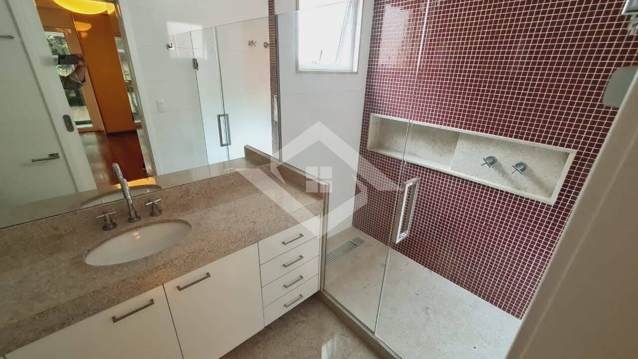 Apartamento à venda com 3 quartos, 191m² - Foto 13
