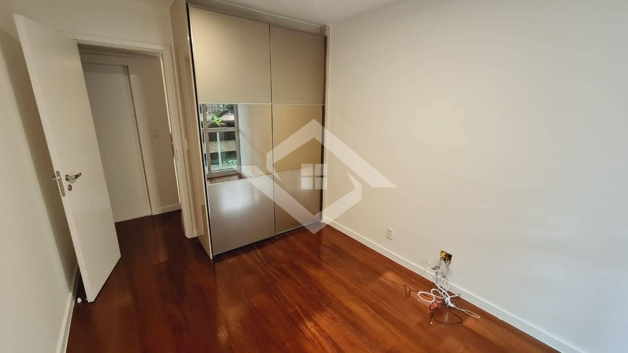 Apartamento à venda com 3 quartos, 191m² - Foto 24