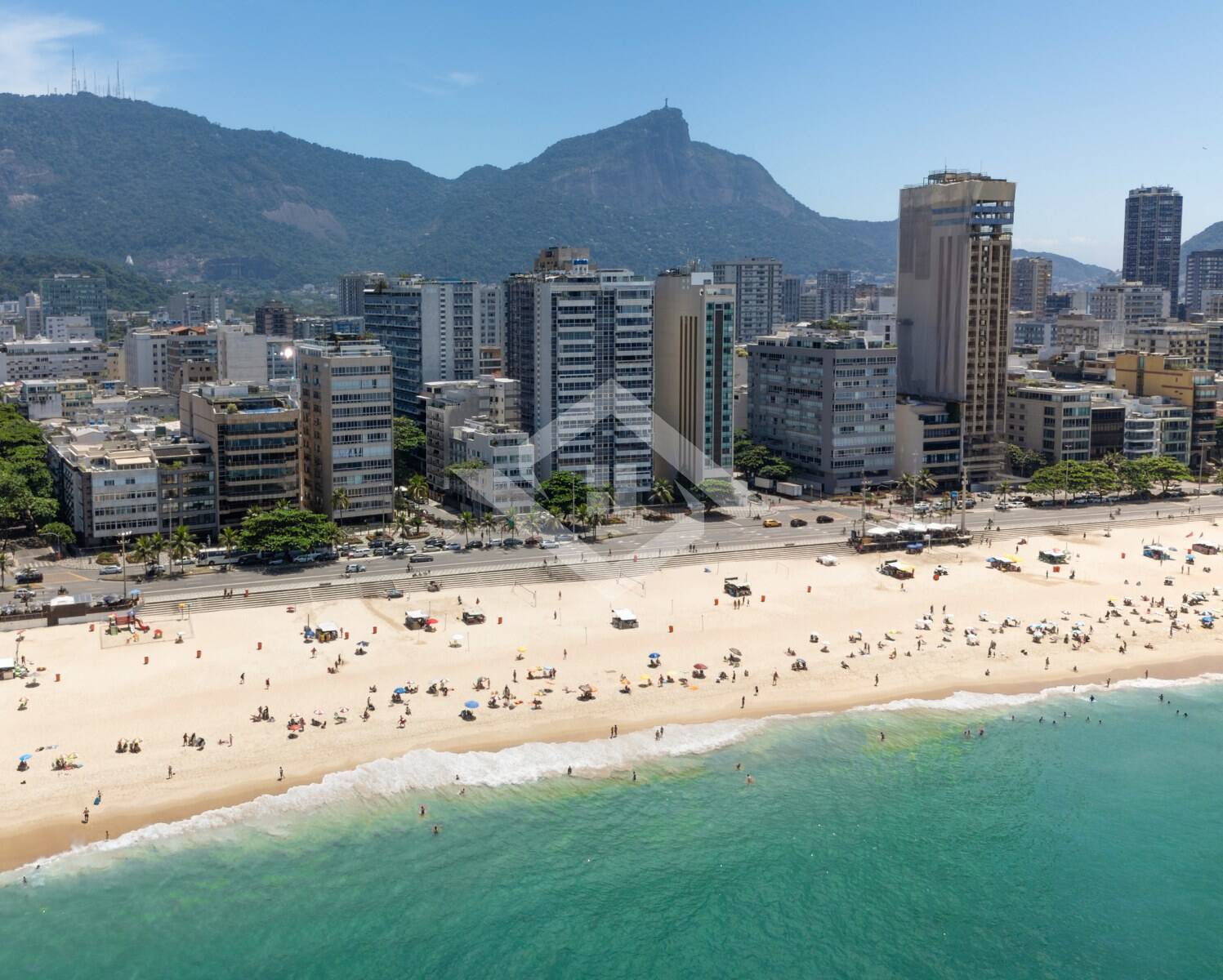 Cobertura à venda com 2 quartos, 32m² - Foto 2